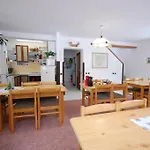 Maison d'hôtes 444 - Herlikovice And Bubakov 3*