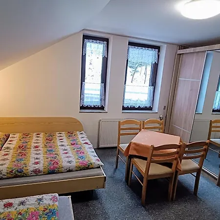 444 - Herlikovice And Bubakov Konukevi Vrchlabí