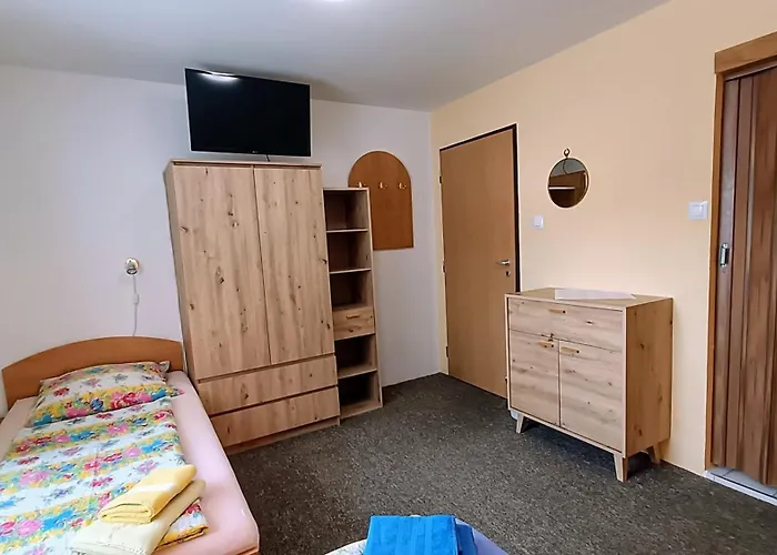 Maison d'hôtes 444 - Herlikovice And Bubakov 3*
